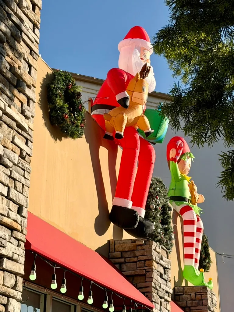 Christmas @ Red Maple